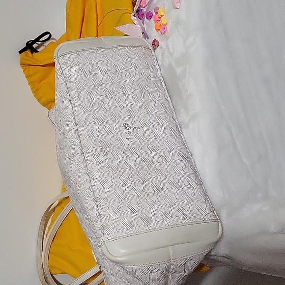 GOYARD Artois White Chevron Tote St Louis Canvas Coated PM Tote Bag - Picture 9 of 10